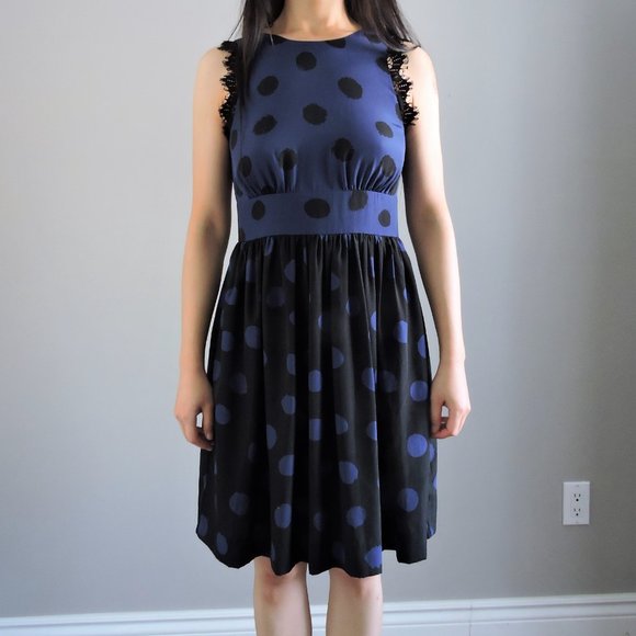 Corey Lynn Calter Blue Black Polka Dot Open Back Sleeveless Dress w/ Lace Edge - Picture 4 of 11